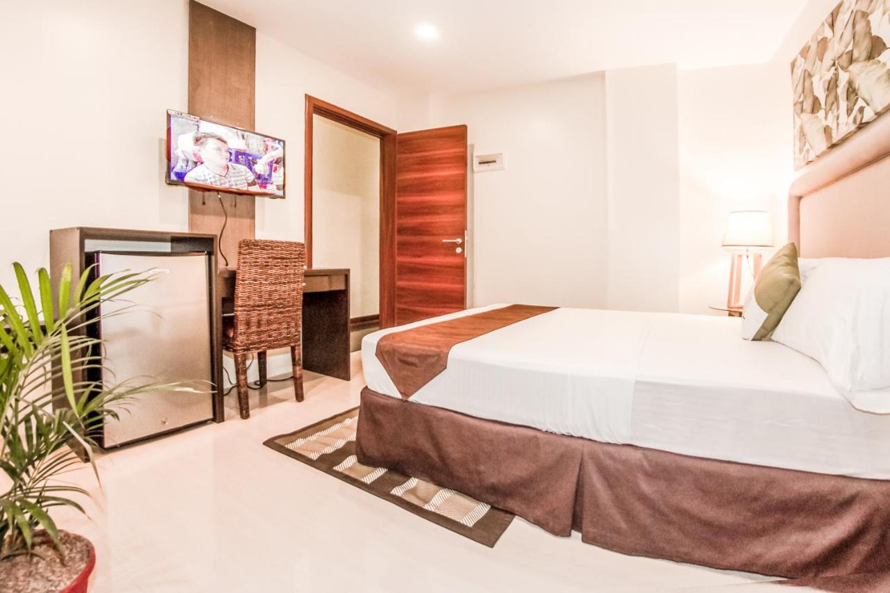 Verovino Suites Cebu Extérieur photo