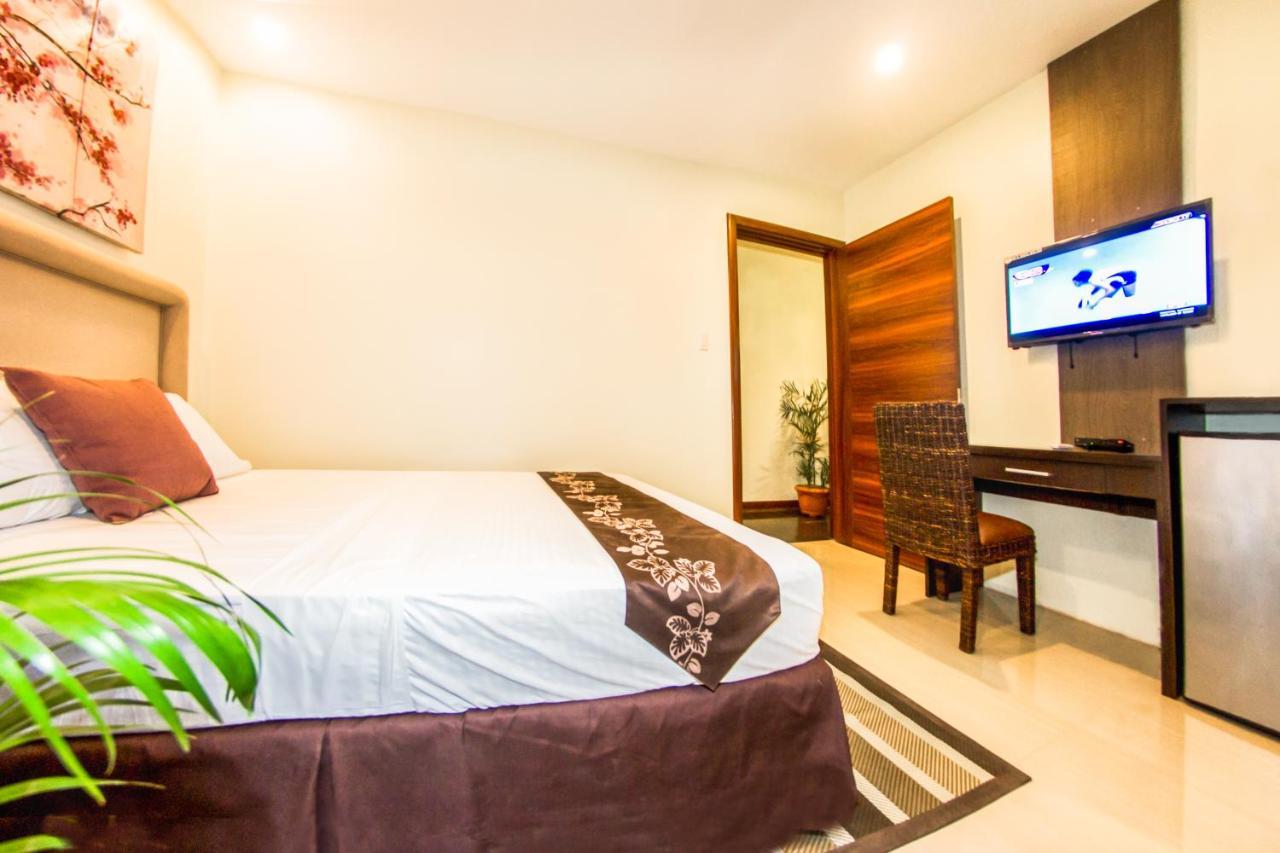 Verovino Suites Cebu Extérieur photo