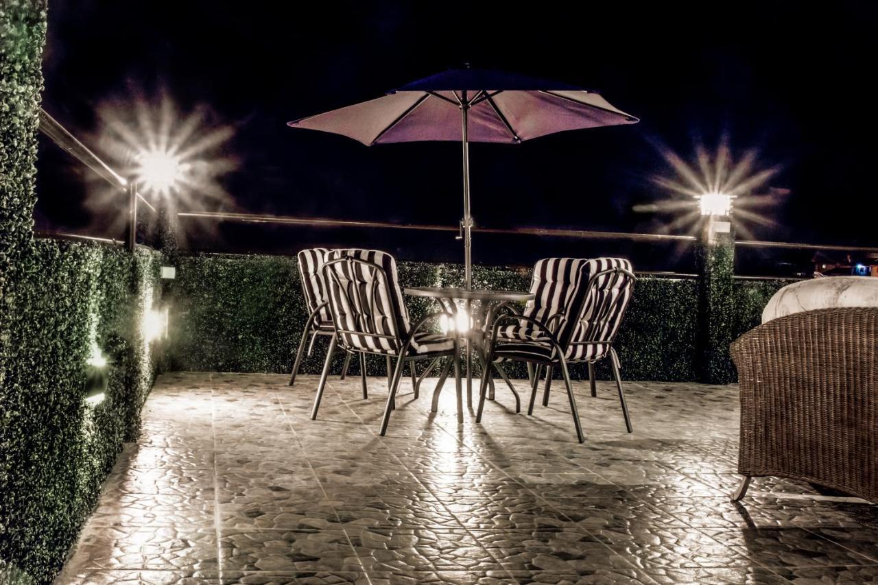 Verovino Suites Cebu Extérieur photo