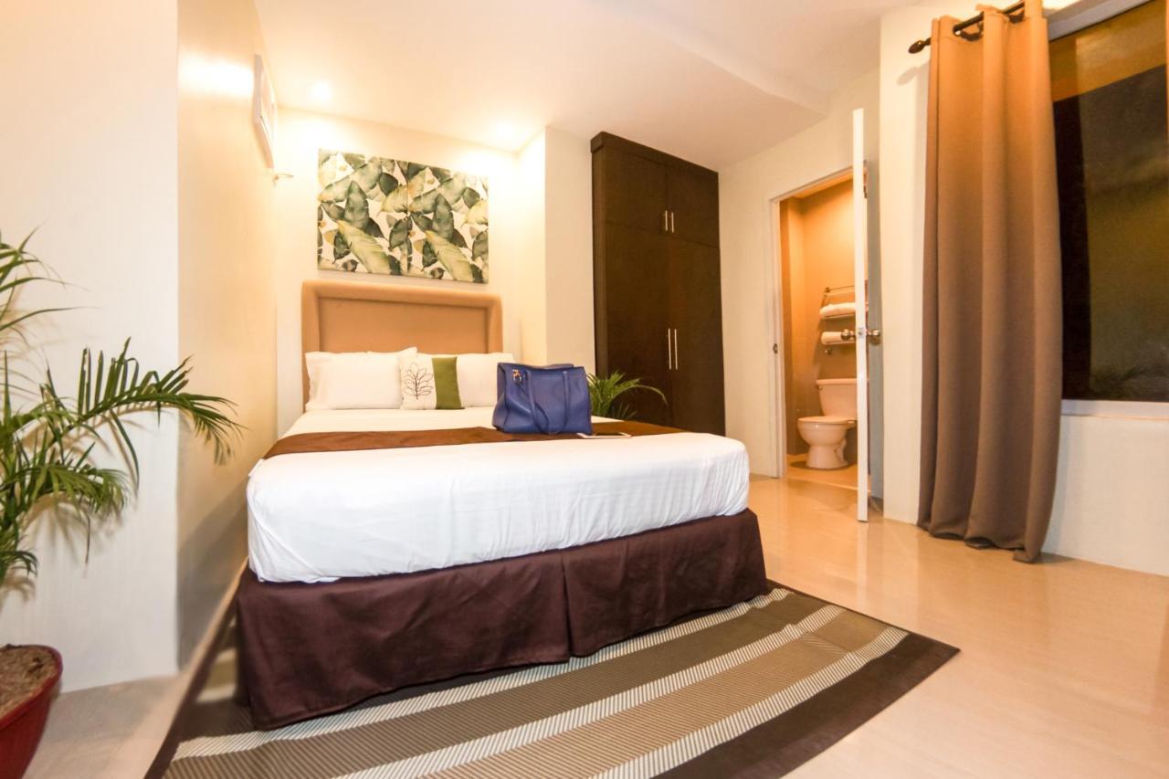 Verovino Suites Cebu Extérieur photo