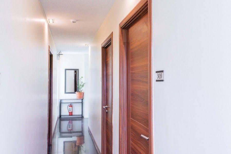Verovino Suites Cebu Extérieur photo